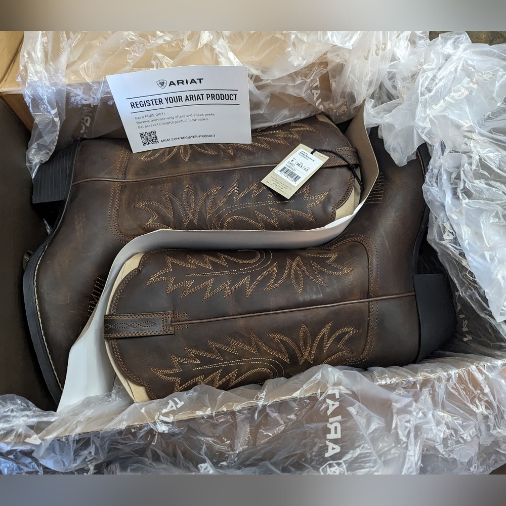 Ariat Women's Dark Brown Western Boots with Stitching - Picture 11 of 12